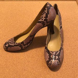 Nine West brown snake skin shoe sz 11.